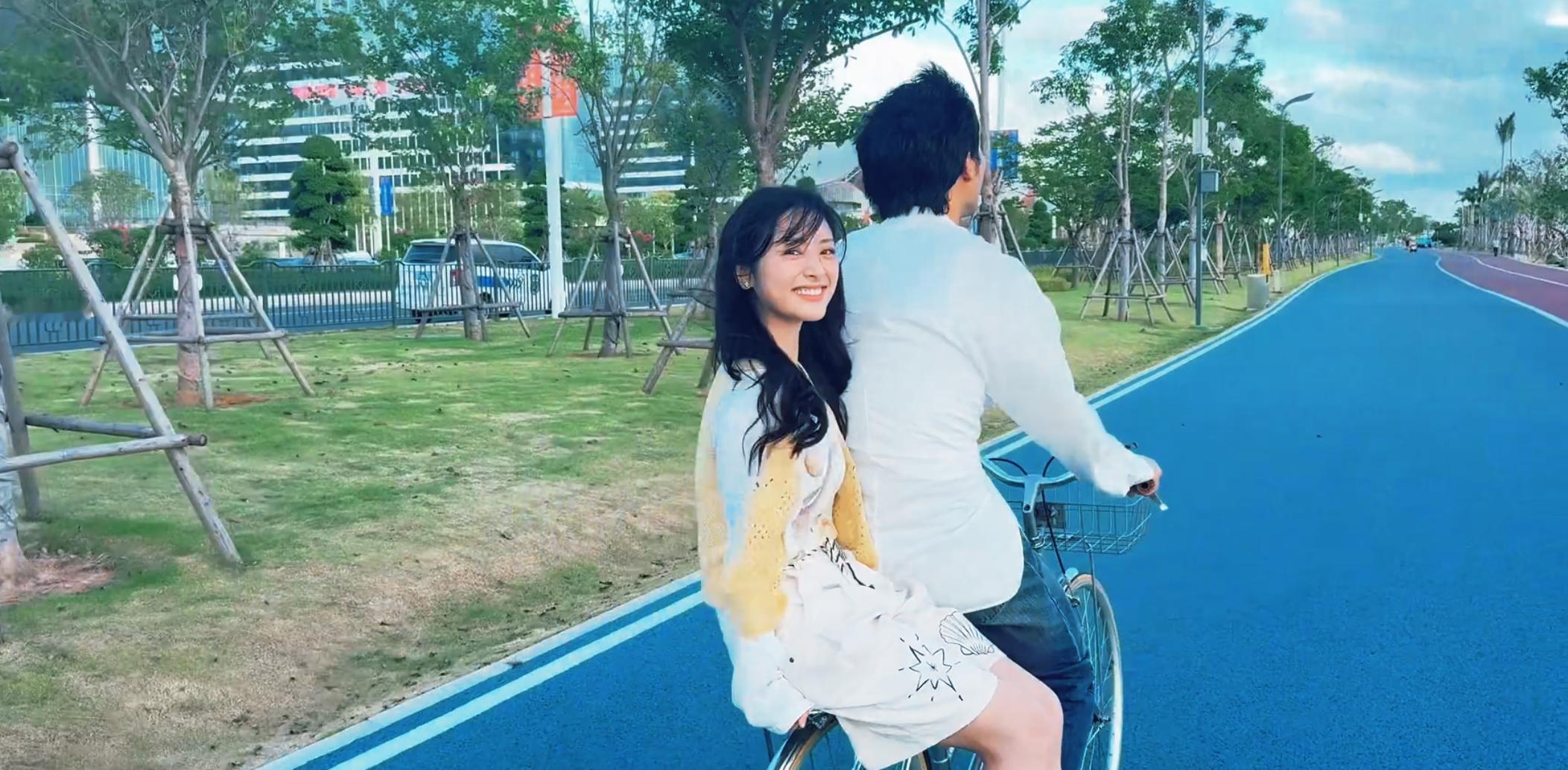 「如果有风，我心里的单词卡就会轻轻翻动。」沈月周渔 /沈月大梦想家