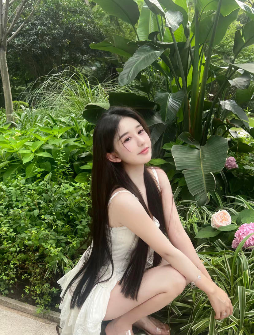 清纯美女 ​​​