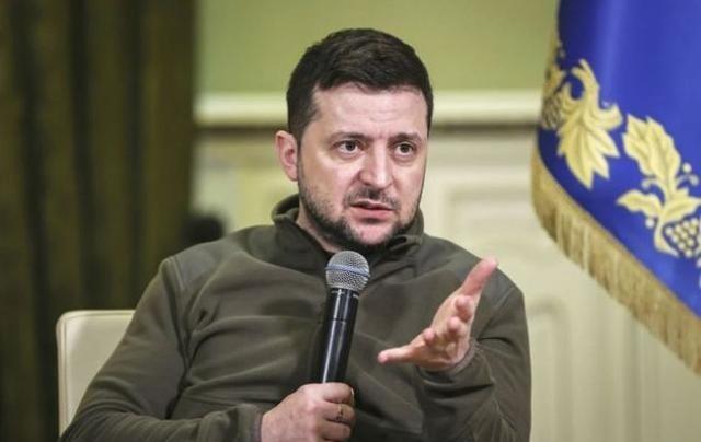 乌克兰简直太冤了！花了三年多时间，硬是把俄罗斯从全球超级大国的位置上拉了下来，让