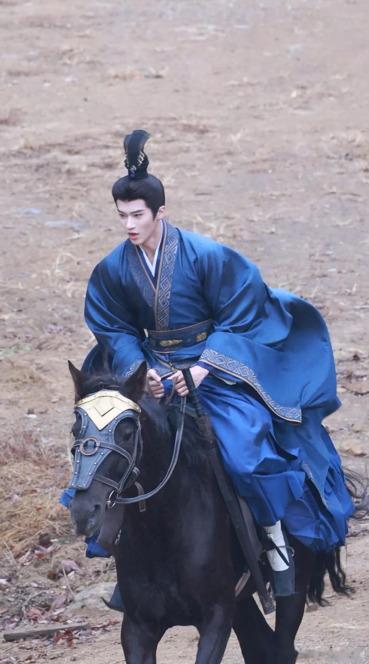 嫁金钗阵容官宣  《嫁金钗》这选角也太懂观众了，妥妥的熟人局太戳心巴，田曦薇和陈