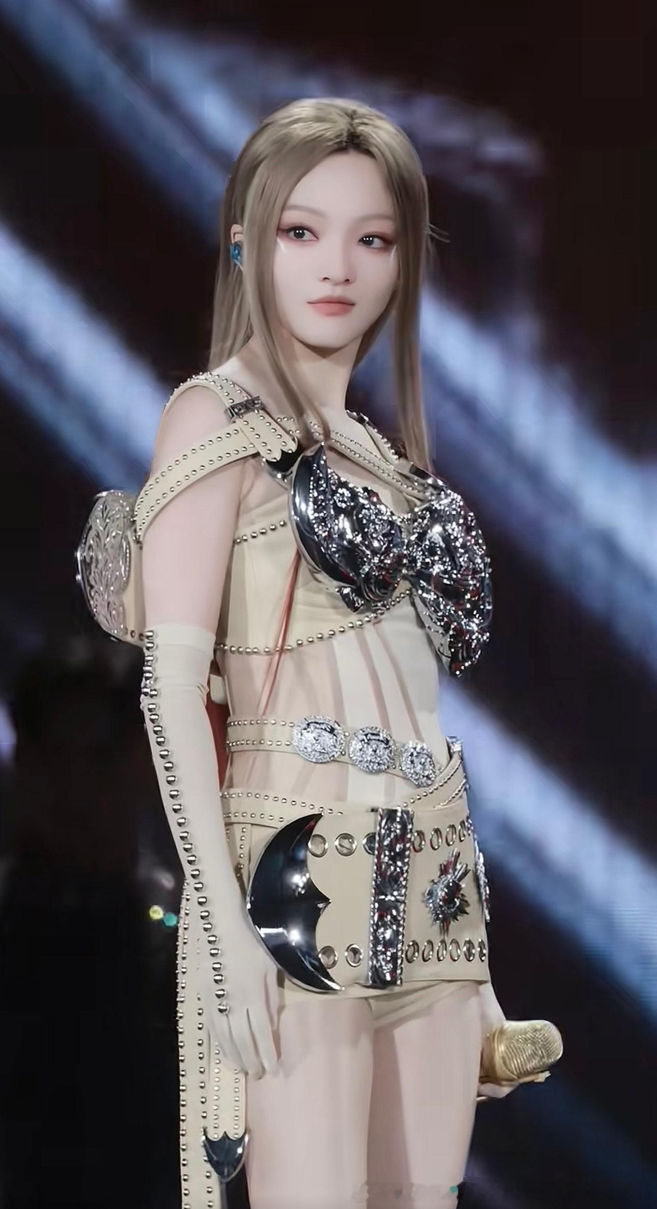 人多奇怪，骂了好多天的旺仔小乔，才发现超级喜欢的一首歌是她的 