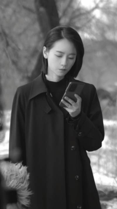 刘雅瑟好适合悬疑剧的一张脸每次看她演悬疑都很入戏，这张脸太有辨识度了，刘雅瑟自带