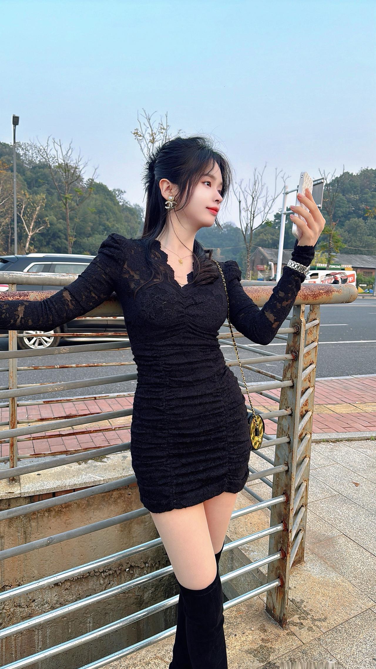 再熟悉的号码，也有空号的一天。再痛的记忆，也有淡忘的一天，再美的梦，也有苏醒的一