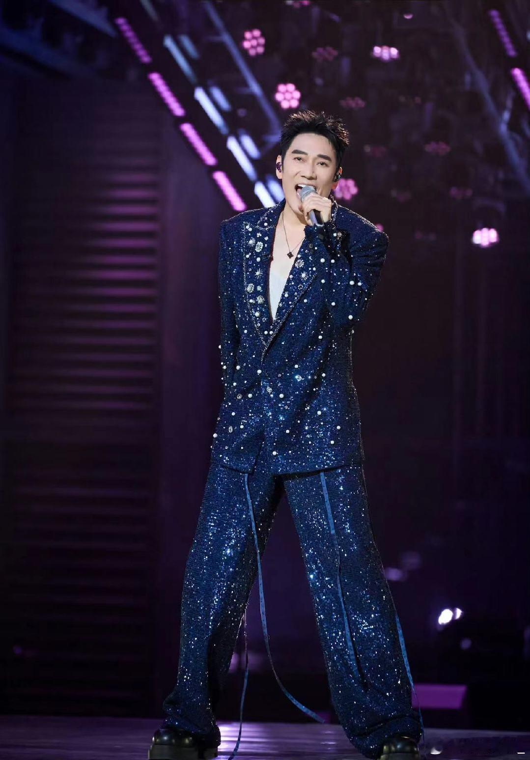 以为是林依轮 还真是林依轮《骄阳似我》开播即彩蛋，林依轮饰演的姜平一出场就自带熟