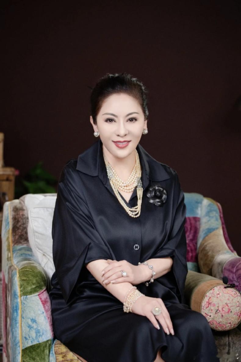 向太谈郭碧婷缺点💬向太分享家事超坦诚，细数郭碧婷各类优点，唯独这件事看出她心软