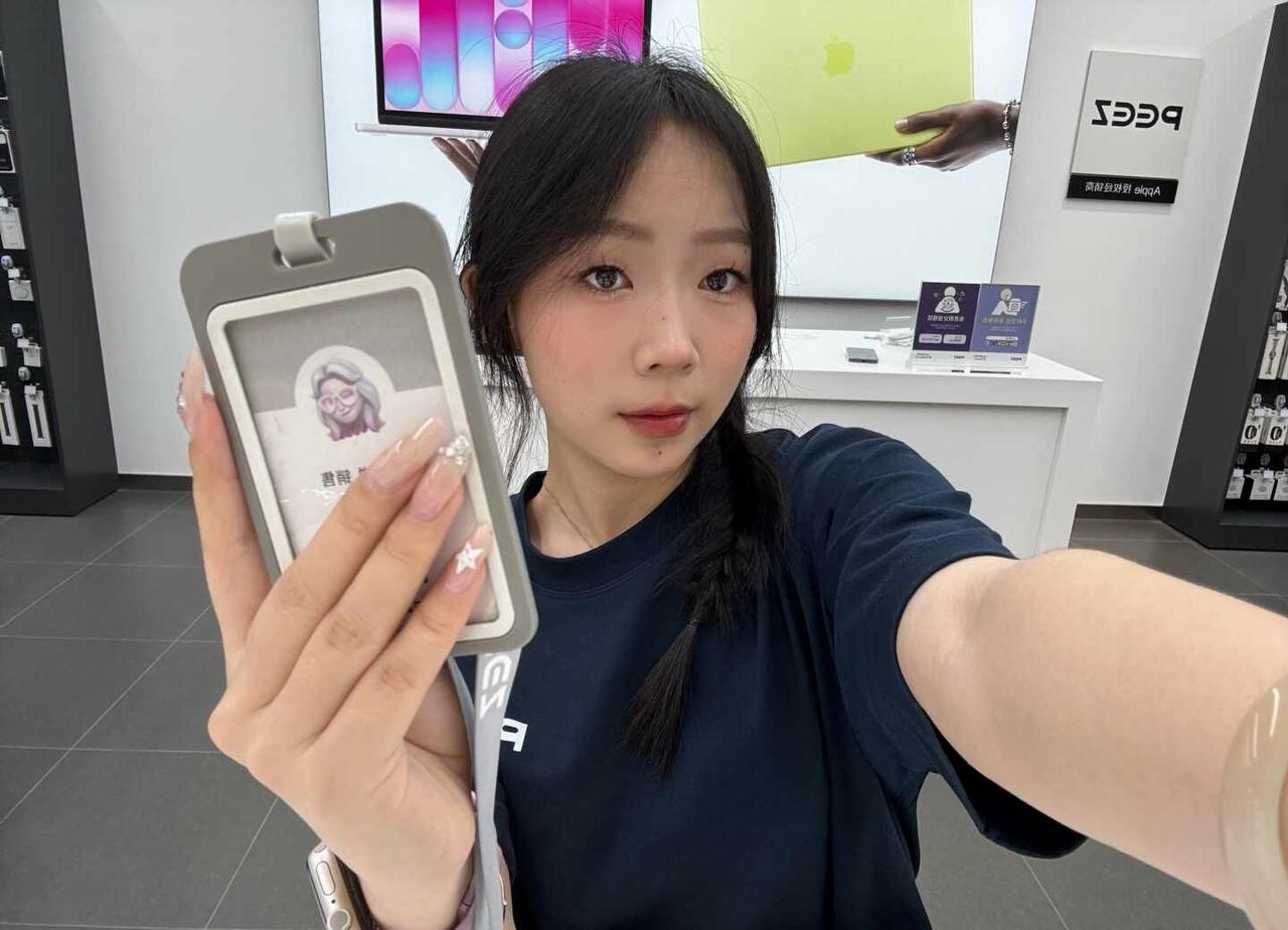 苹果店销售在岗，买苹果之前你最纠结什么？
换新机过夏天 apple apple授