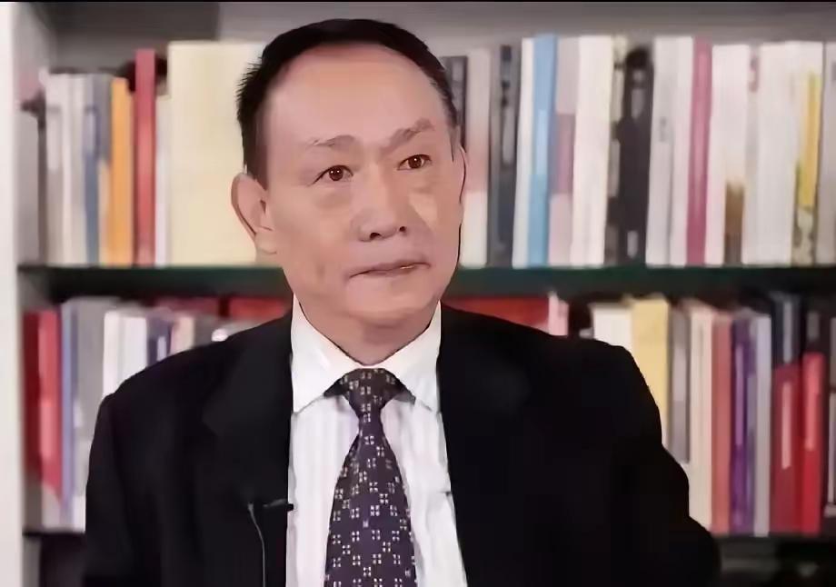 放着好好的亿万富翁不当，非要跑出来砸别人的饭碗。去扒了一下卢麒元教授的底，真的让