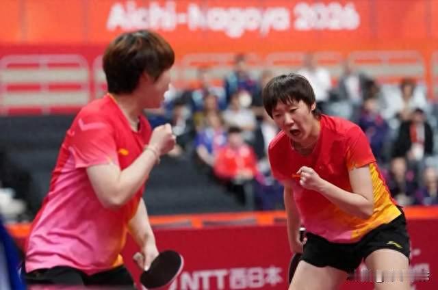 11-0！王曼昱/蒯曼打崩日本组合，4-0横扫夺金，国乒包揽全部6金