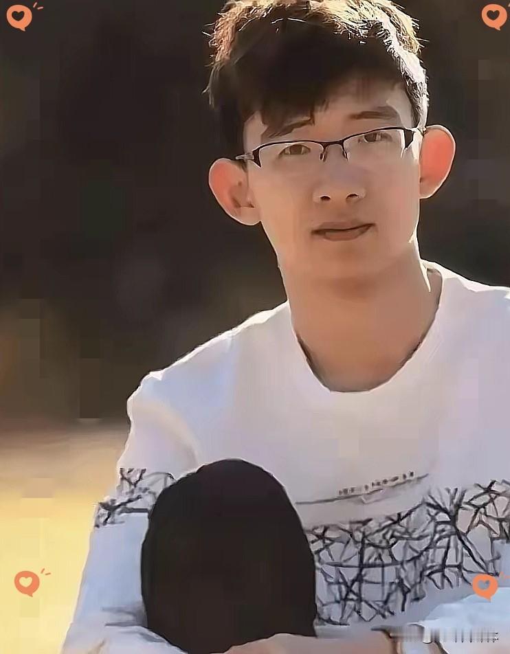 “北大学霸”刘嘉森语出惊人：我的同学里，父母有钱有势的大有人在，父母是博士、硕士