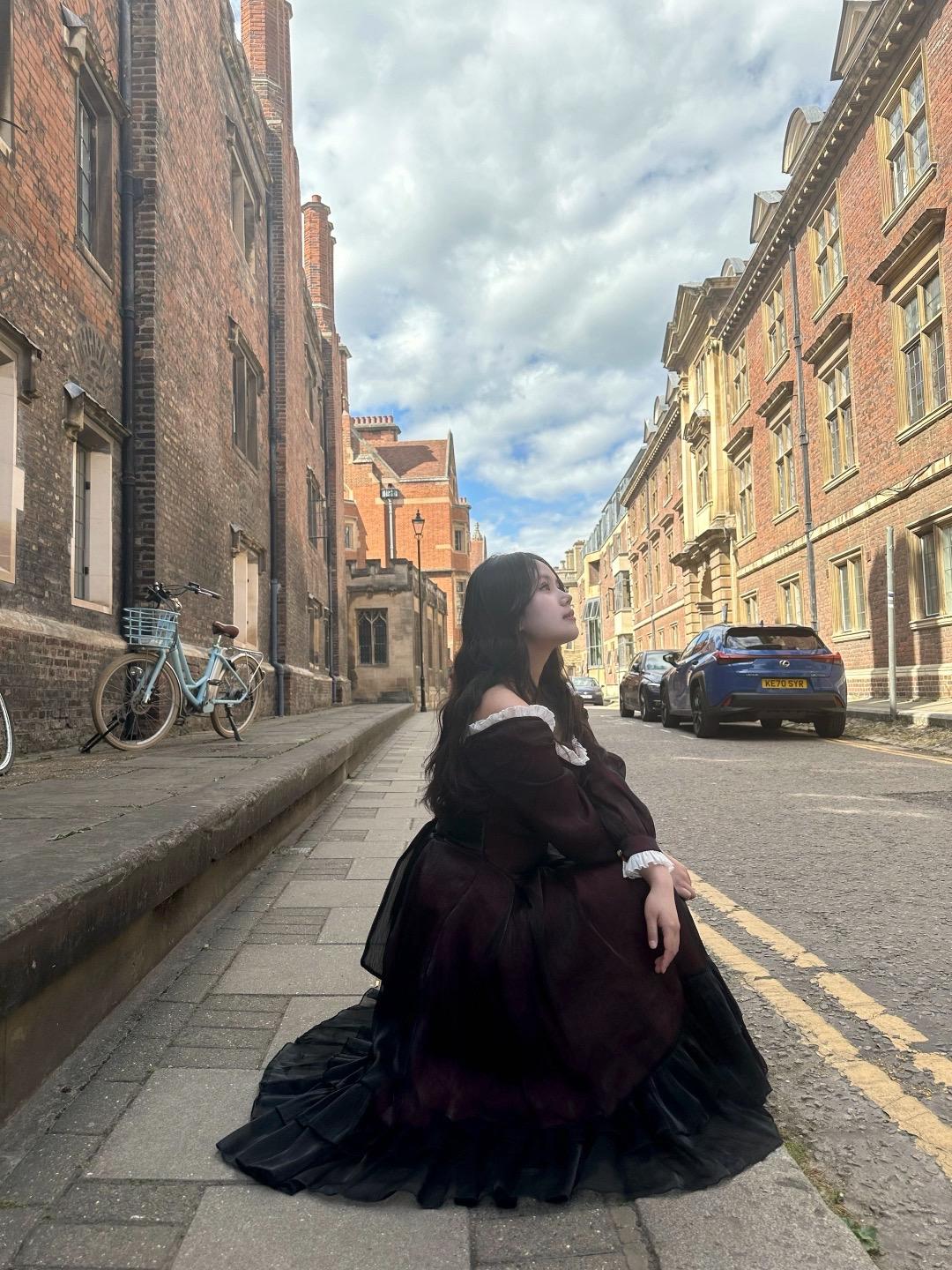 剑桥比重庆冷。其实我想说的是 你什么时候能再回到我身边.