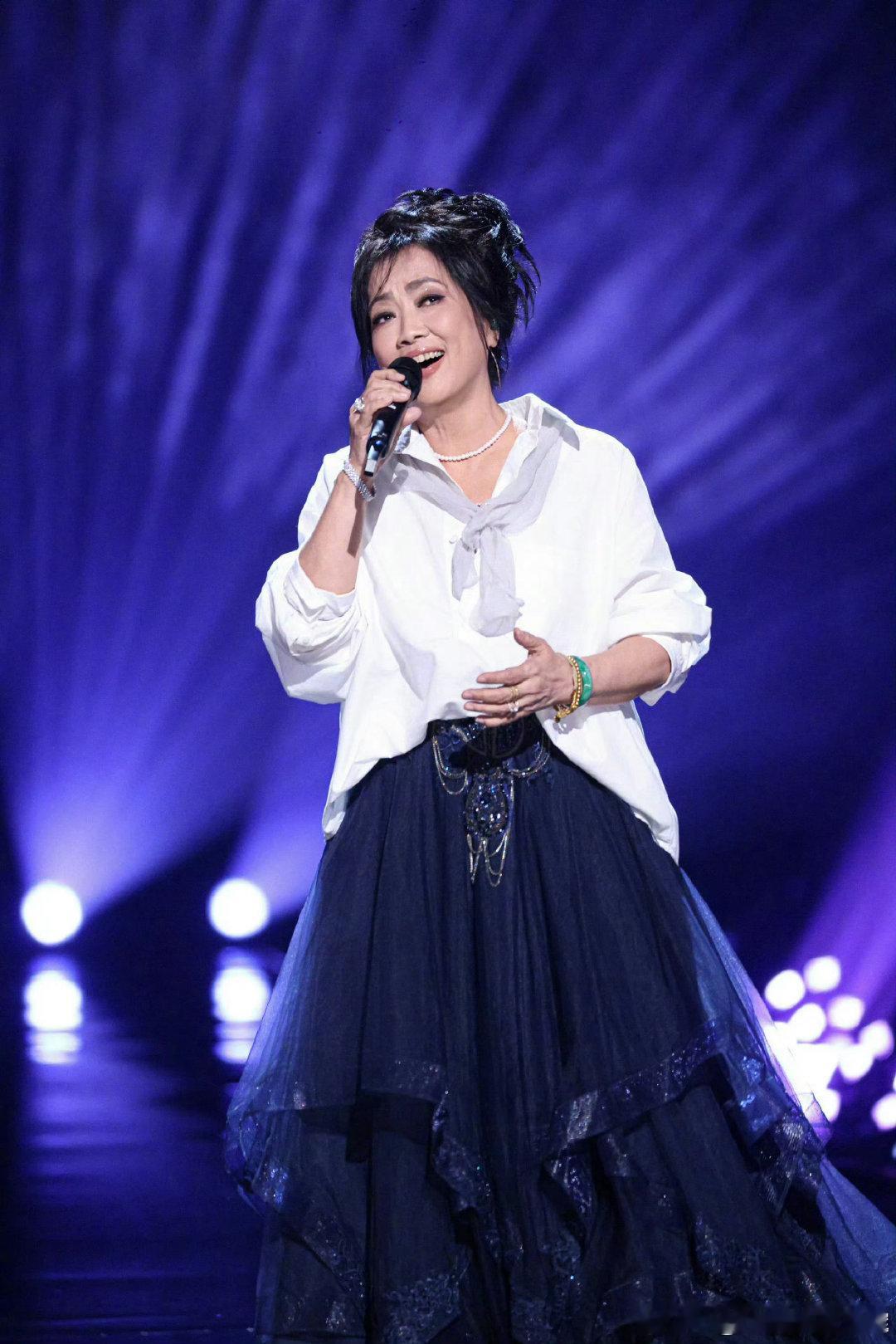 张远唱别怕我伤心 齐豫stories 窦靖童誓言 张远含泪演唱别怕我伤心，齐豫浅