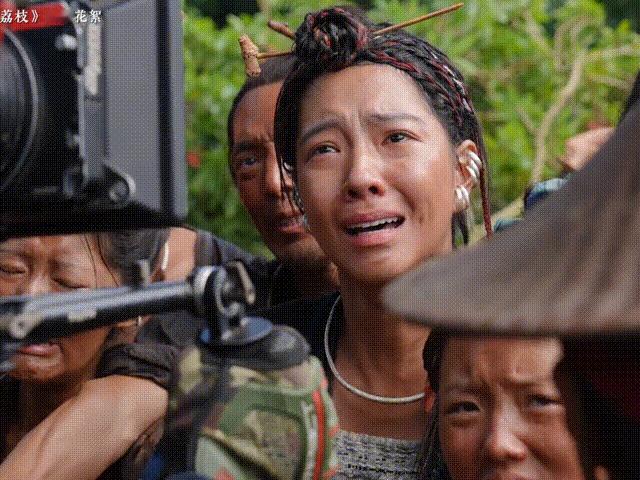 被庄达菲的哭戏硬控了：庄达菲在《长安的荔枝》里的哭戏太戳人！阿僮看着荔枝树被砍时