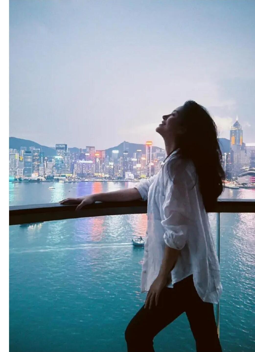 杨采钰疑似已产子，刚生完身材就这么好了吗？ ​​​