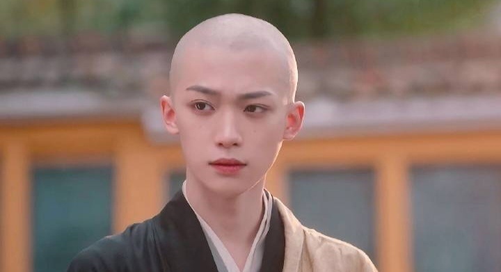 梓渝《盛世天下》今日上线 梓渝原声台词太牛了！这真的很心疼，演技很好。 ​​​