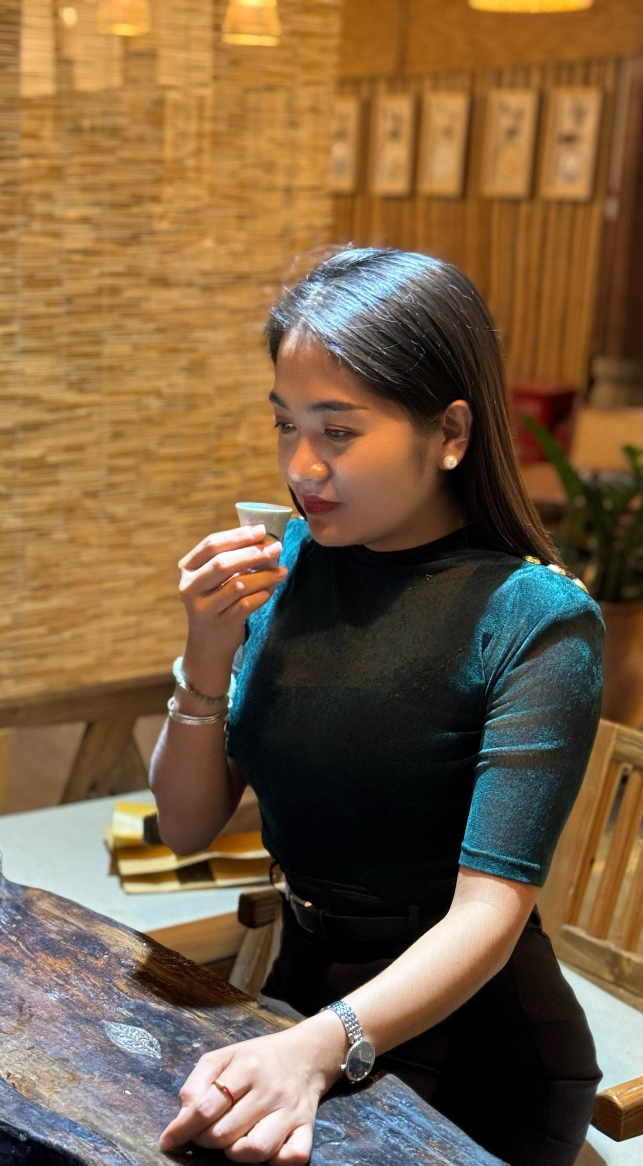 人生中最好的六位导师:母亲的眼泪，父亲的低头，爱人的背叛，亲戚的冷漠...