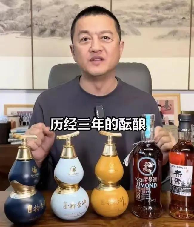 最“市侩”的李亚鹏和最“洒脱”的王菲曾经能成一家属实神奇！李亚鹏是最🈶事业心的