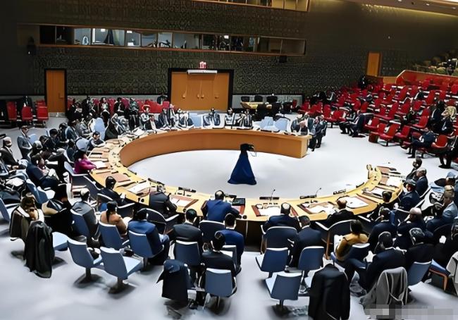 这一次俄罗斯直接没给美国留任何体面！在联合国会议上俄罗斯直接对美国发难，目标直指