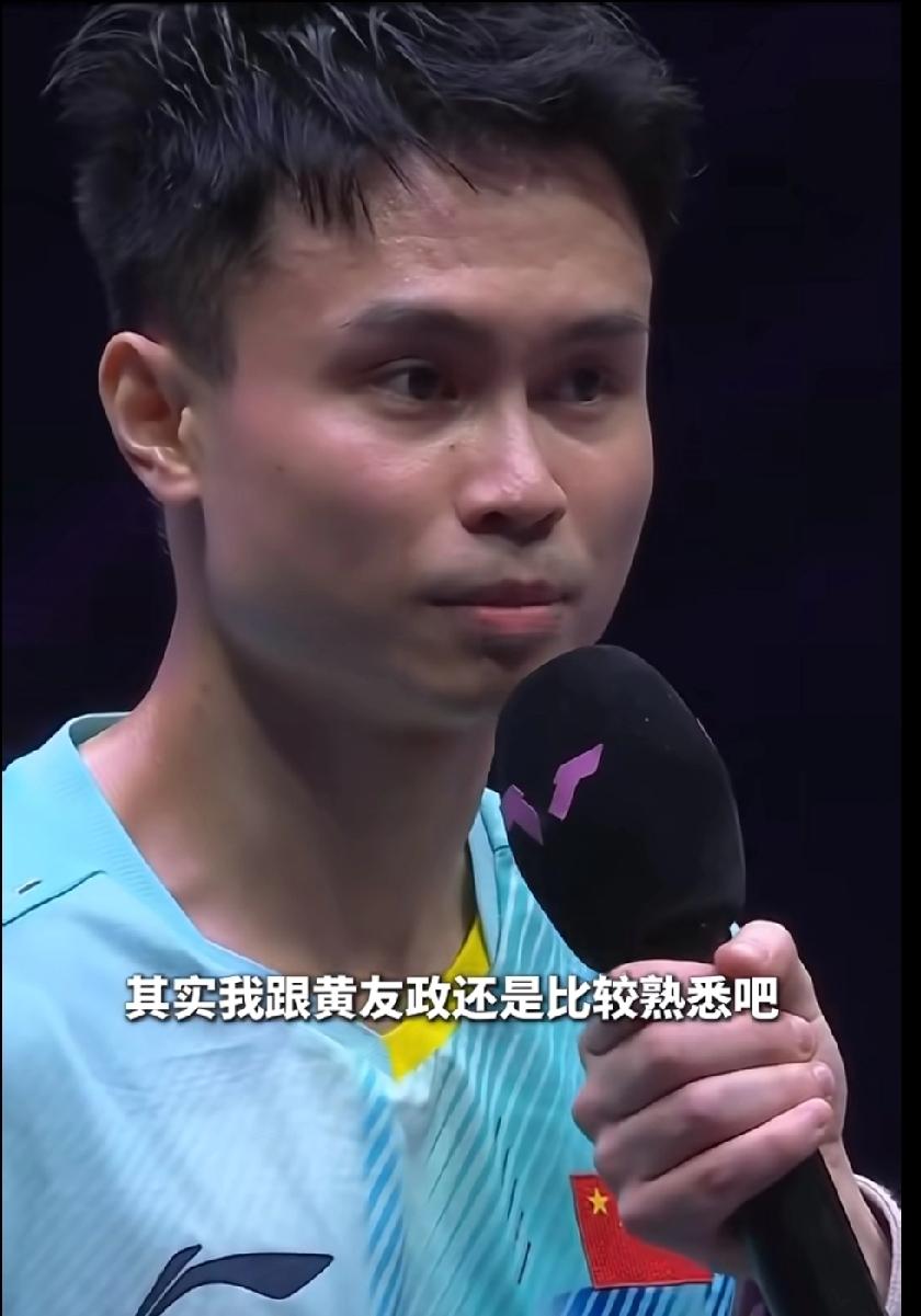 WTT重庆冠军赛太狠了！国乒内战3-1，周启豪赢下05后小将，赛后一句话太实在?