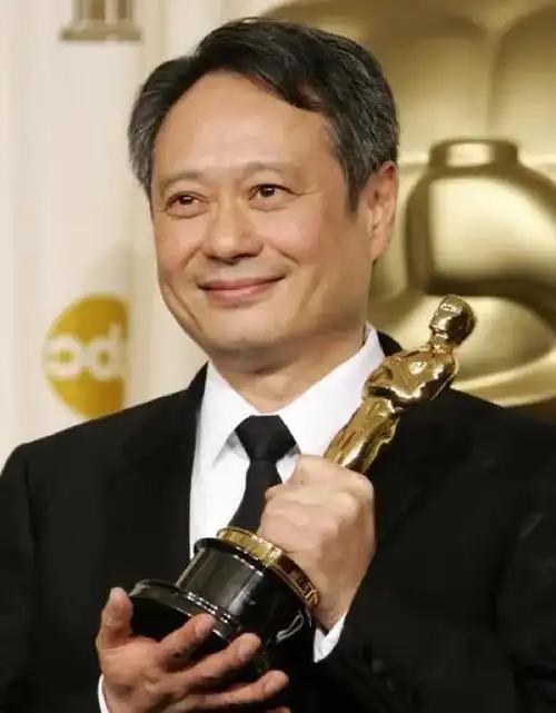 人到中年要明白：当你的另一半看不上你，瞧不起你，不尊重你的时候，别急着沟通，也别