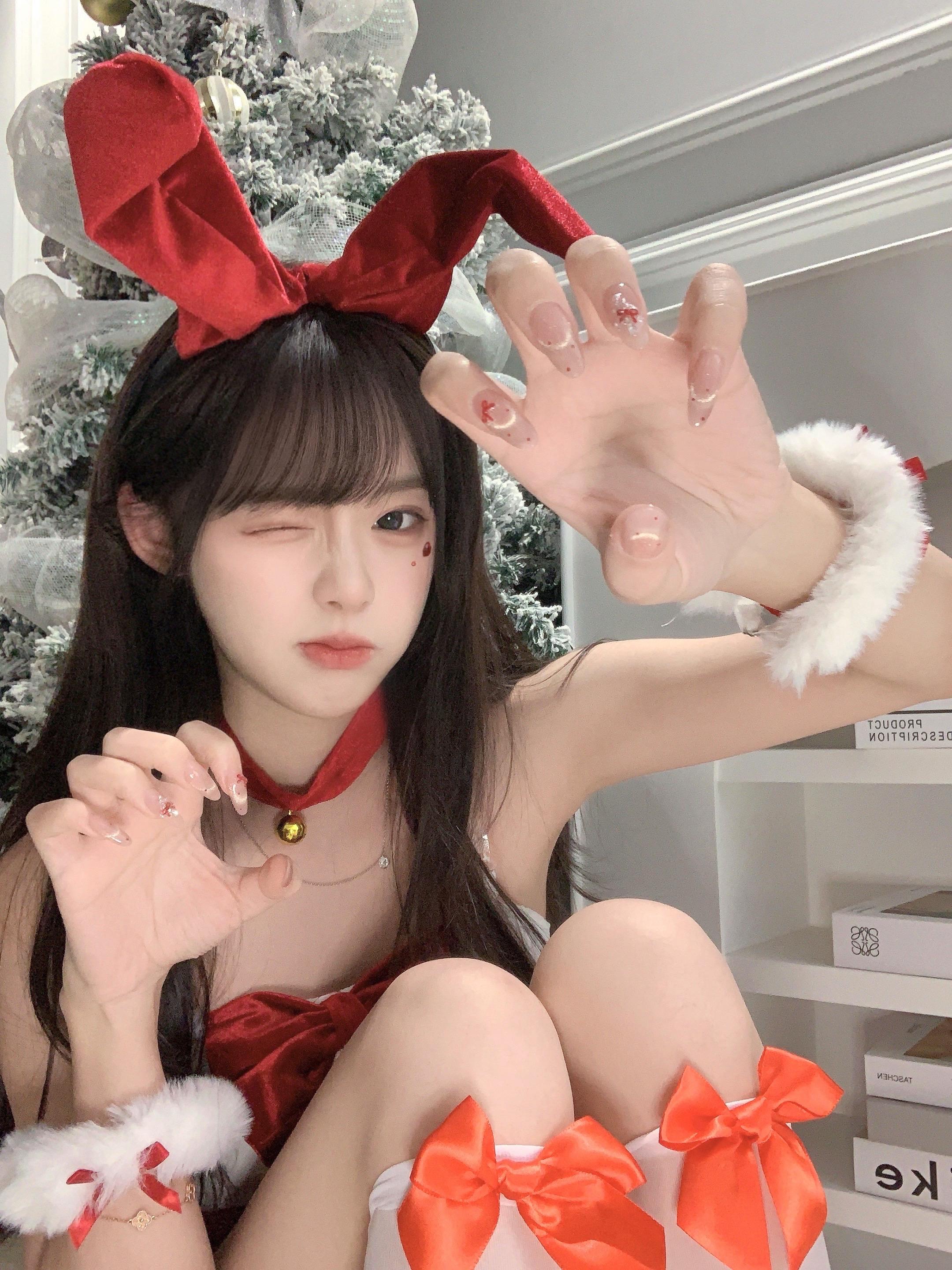 给12月系上一个幸福的圣诞结。