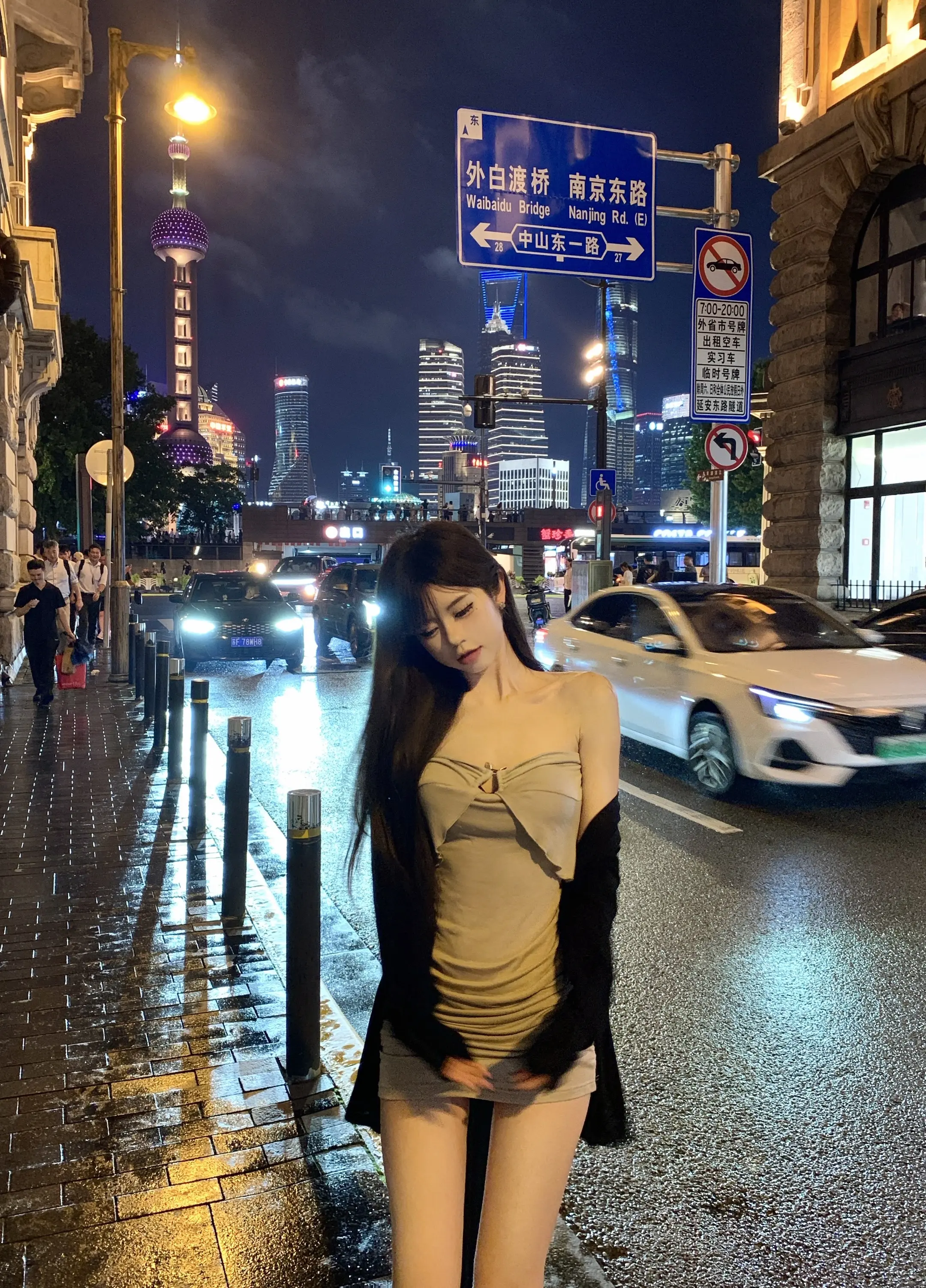 “在我跟大陆失联的八个小时里 他向我坦白了一切”