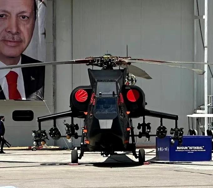 中国陆军目前最大的短板就是重型武装直升机的缺失，目前陆航装备的主要是直10和直1