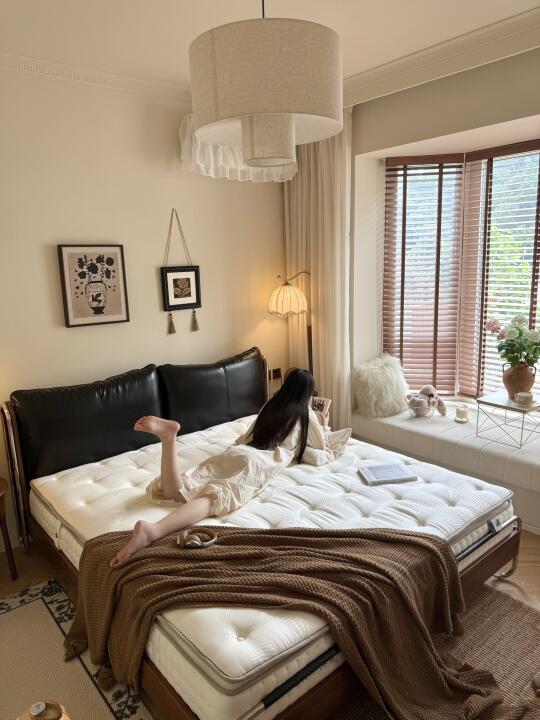 产后妈妈高能量的一天，选对床垫好重要！