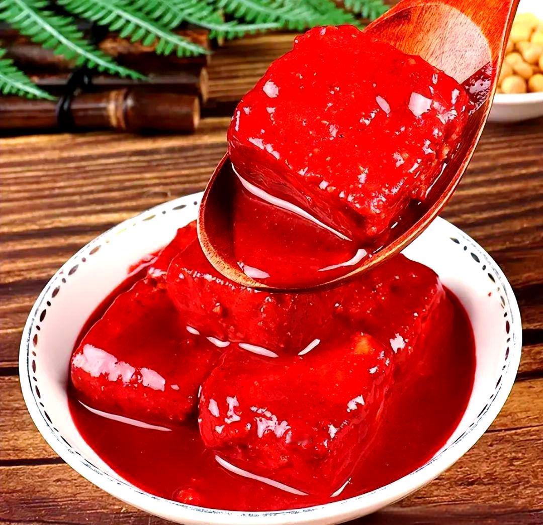 为什么对腐乳感兴趣? 对腐乳感兴趣，主要是它好处多多。
腐乳是由豆腐发酵制成，富