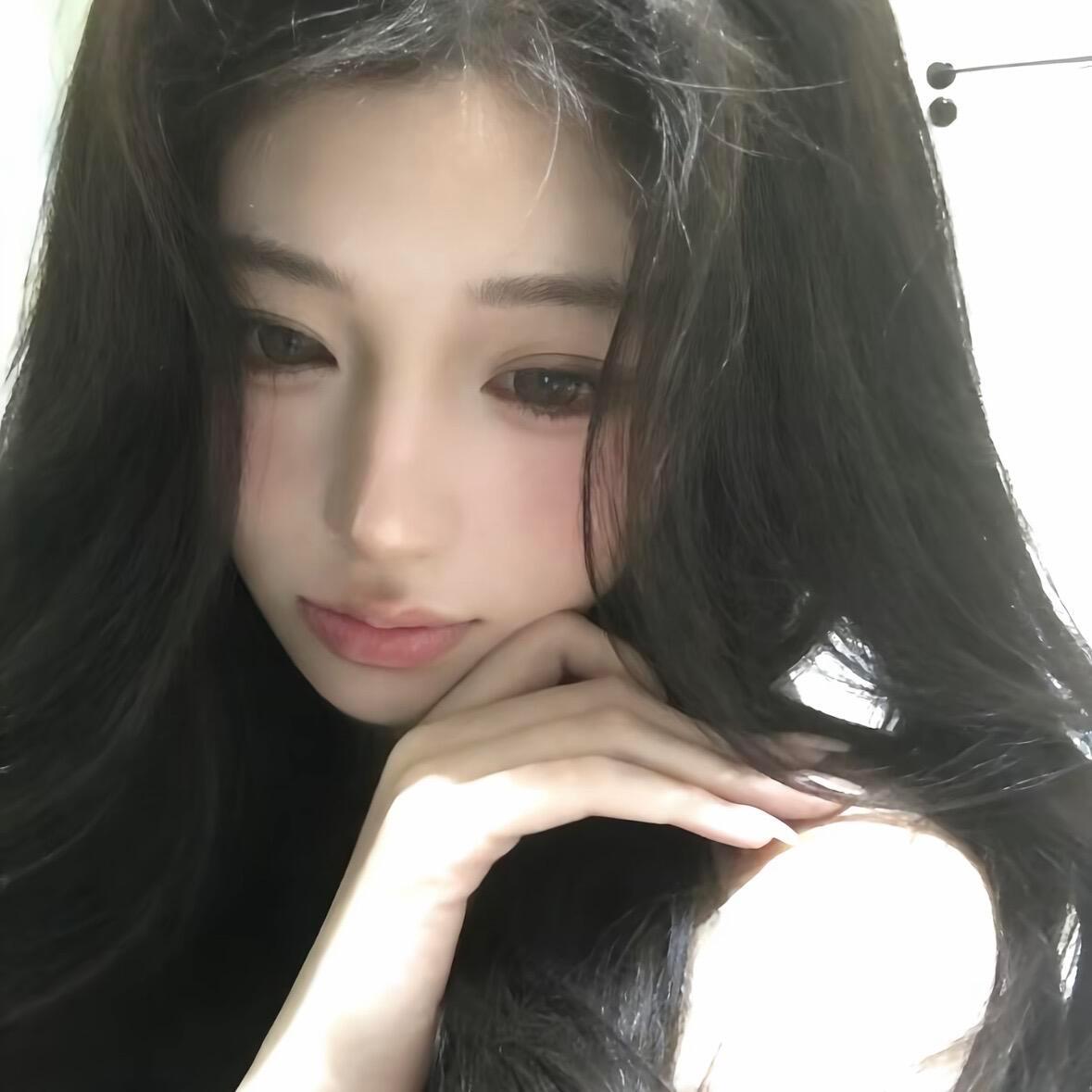 -𝐒𝐇𝐀𝐑𝐄｜𝔀𝓮𝓬𝓱𝓪𝓽 头像背景图搭配 ⸝⸝☕꙳🩶◟