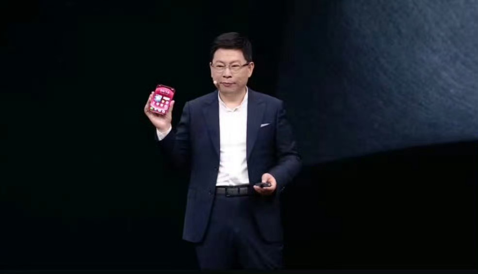 华为阔直板价格5999元起不能只盯着起售价，横向对比同档位堆料到位，叠加国补降低