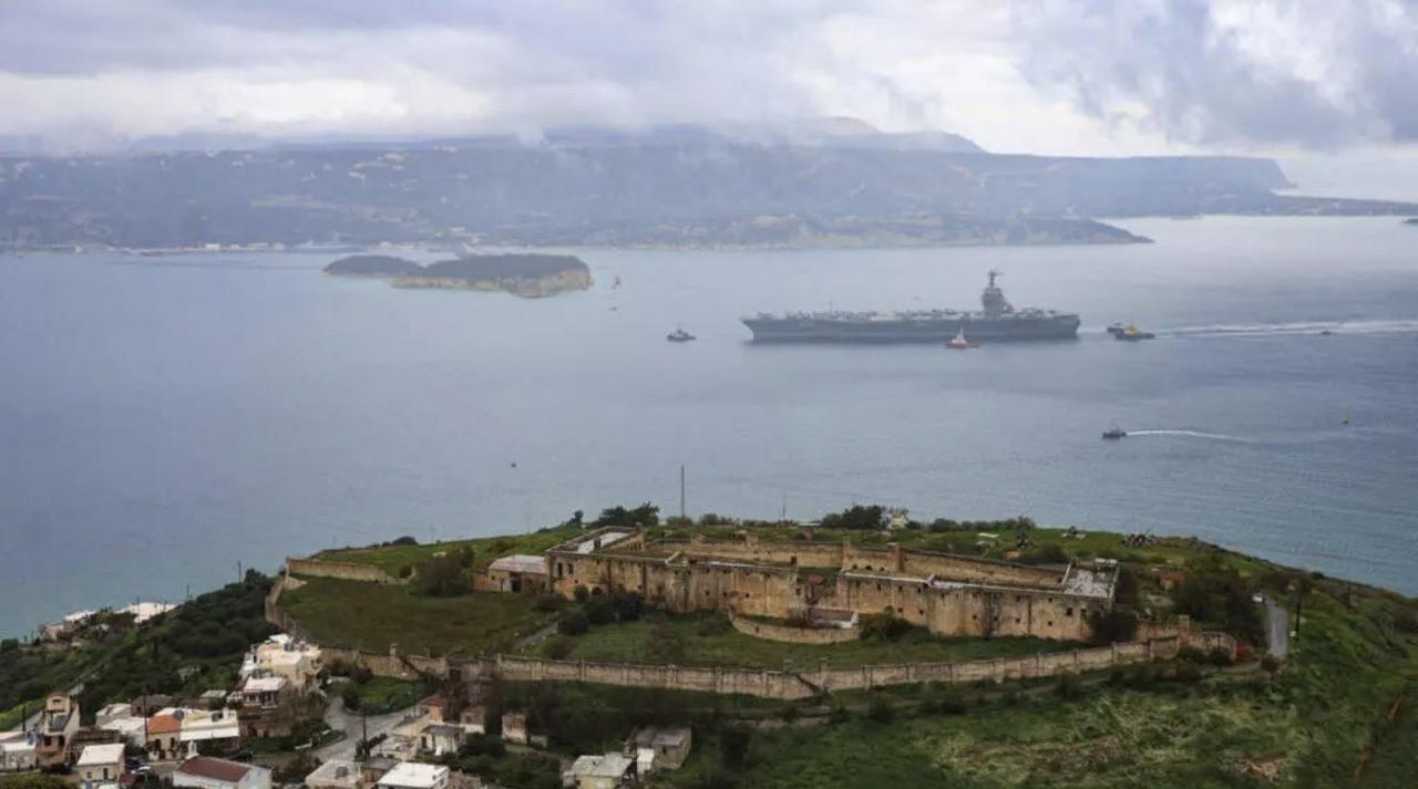 福特号航舰抵达克里特岛