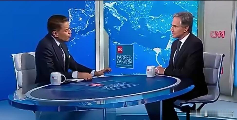 久未露面的美国前国务卿布林肯接受CNN国际新闻台主持人法里德·扎卡利亚采访

主