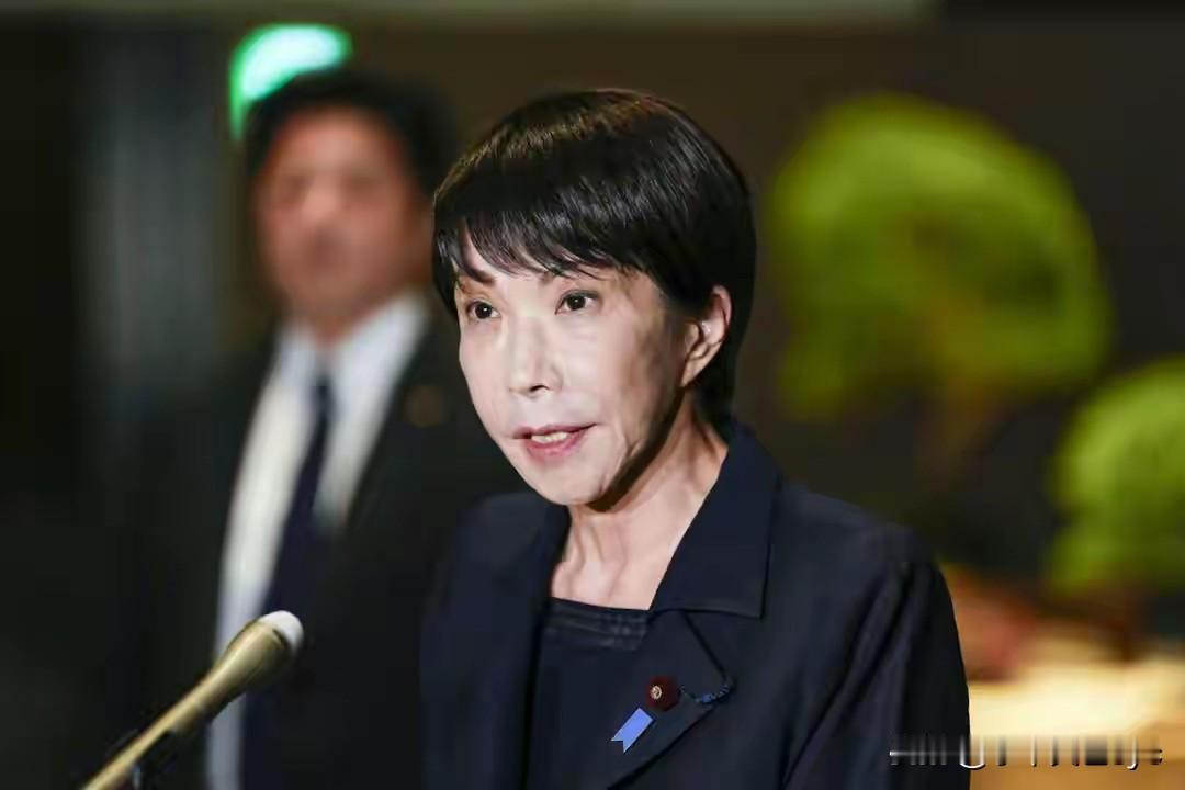 5月25日，日本政坛再度被“抹黑门”事件推上风口浪尖。日本《周刊文春》连续第三周