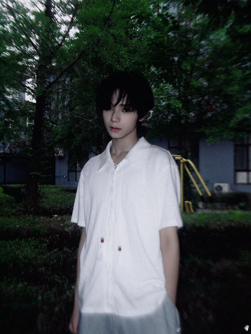 本可素直男 
