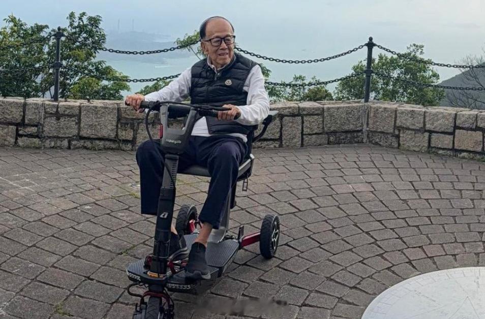 网传98岁李嘉诚去世？长实集团回应：绝无此事 长实否认李嘉诚逝世 ​​​