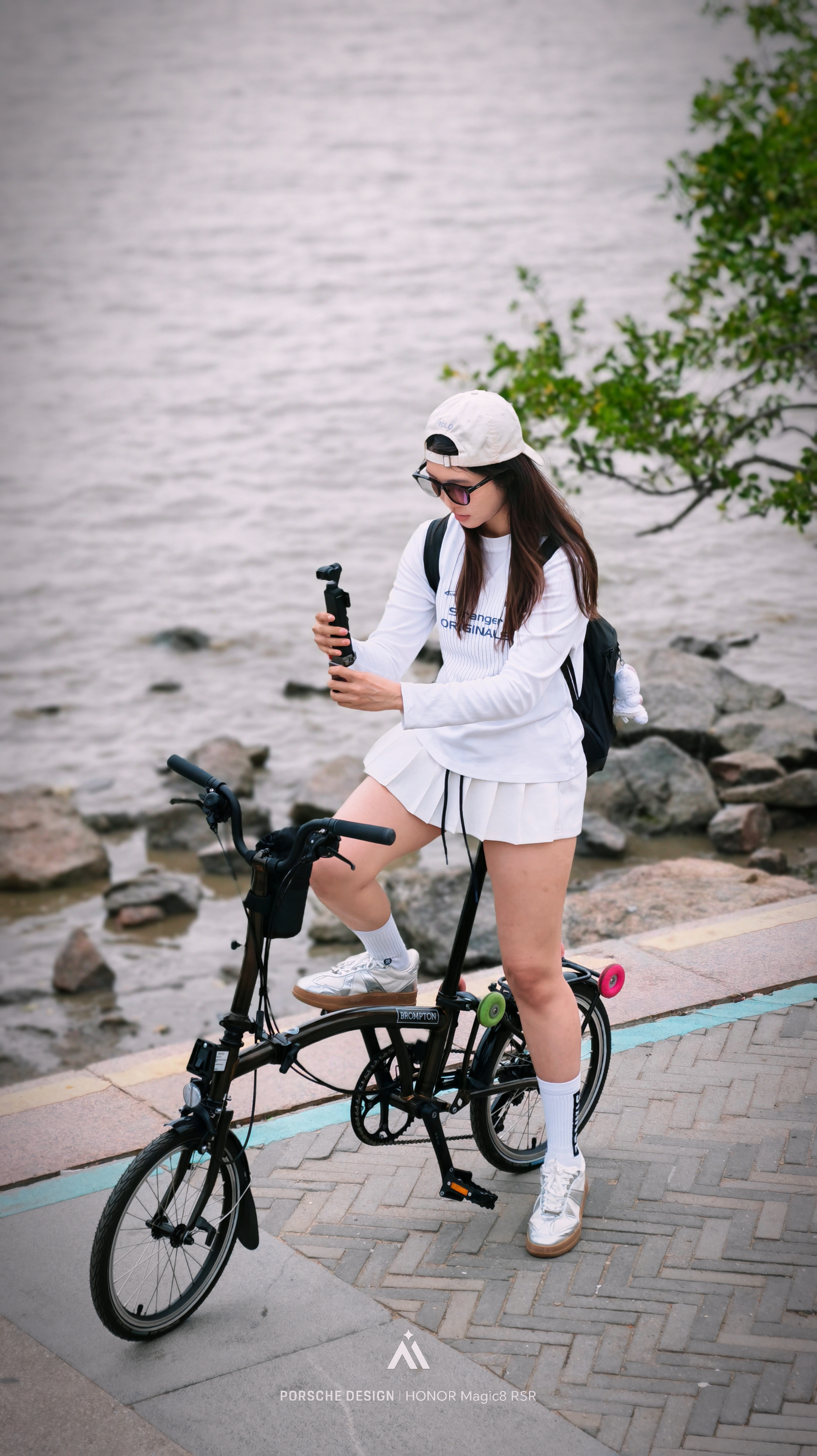 今天大湾区这边热火朝天，发布新技术，主要是闪充能力，我因为下午接待了些博主们，晚