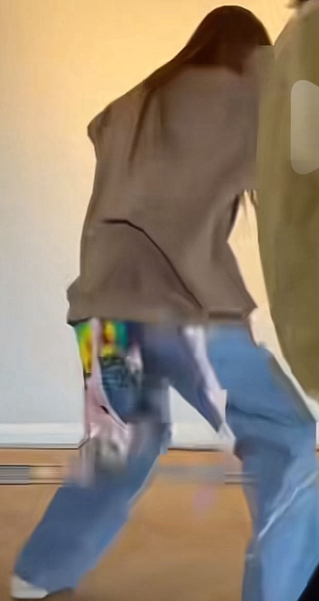 ？袁一琦你咋了 