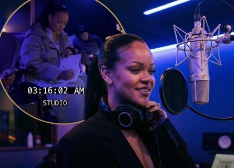 【#女子用步枪向蕾哈娜豪宅开10枪#】#蕾哈娜在豪宅遭枪袭#  据执法部门消息人