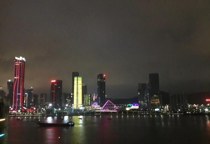 凡是当过领导的人，特别是一把手的人，都有以下特点1、凡事
凡是当过领导的人，特别