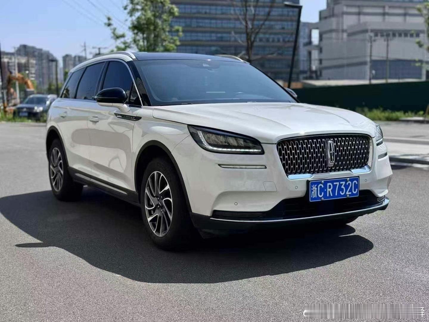 2020-10上牌  林肯冒险家 配置价27.98万  2.0T 座椅加热通风 