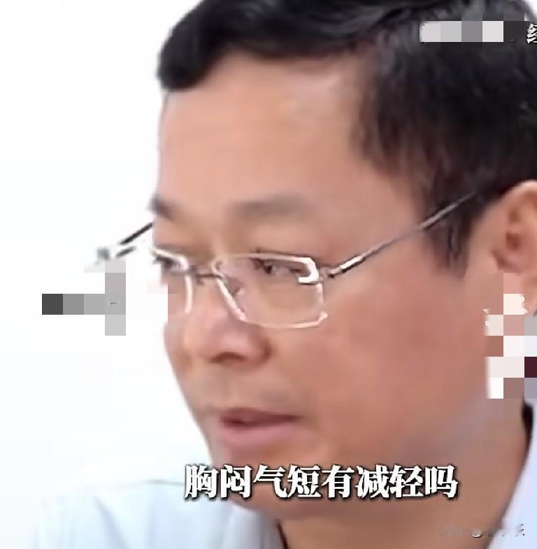 近日，河南一位妈妈带着27岁的女儿去医院看病，医生询问女孩:“乏力有减轻吗？”“
