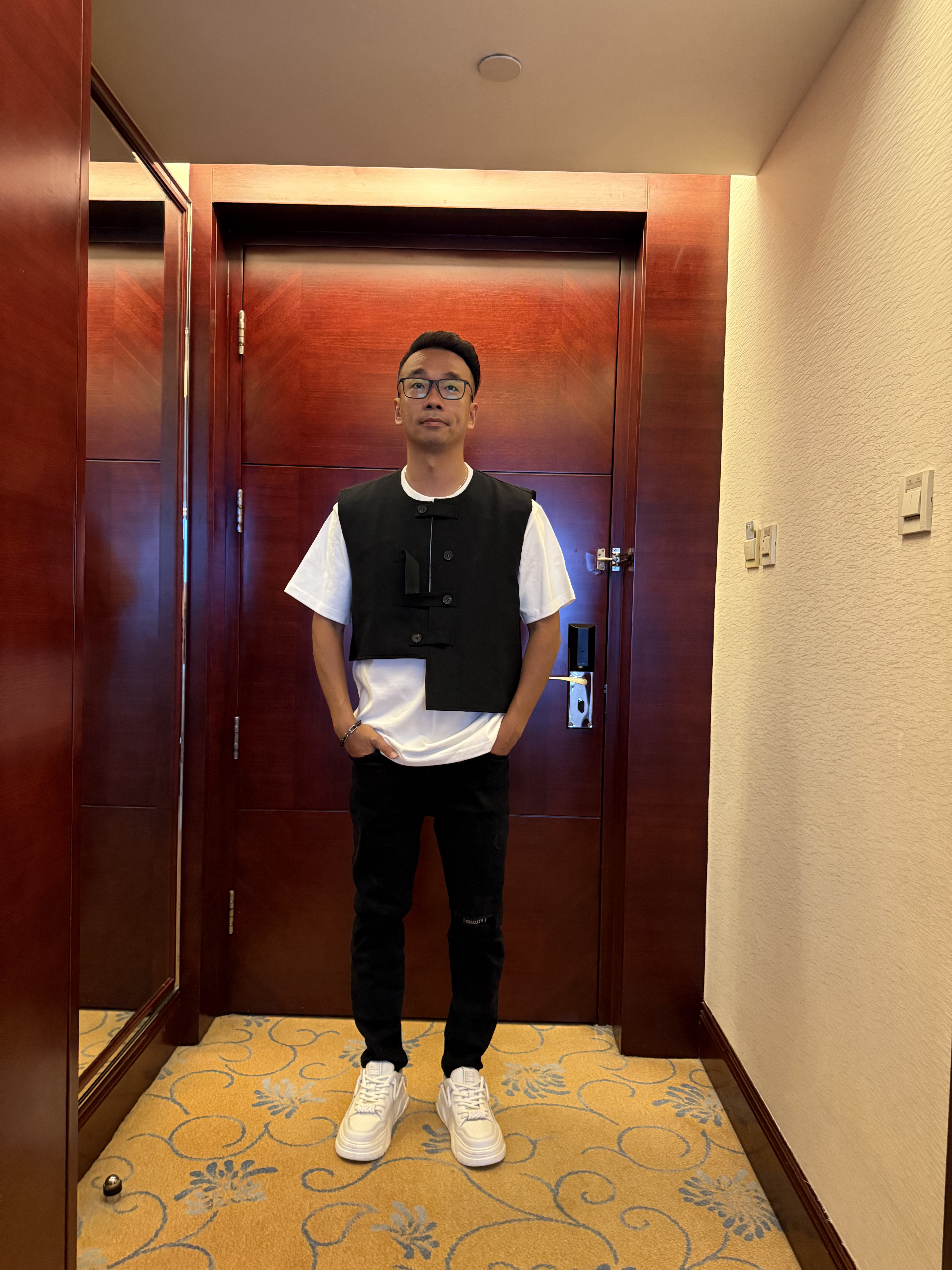 全世界早晨ootd