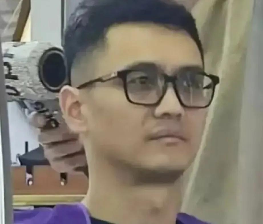 马蓉宋喆，登上热搜！

1月5日中午，曾经闹得沸沸扬扬的马蓉和宋喆居然同时登上热