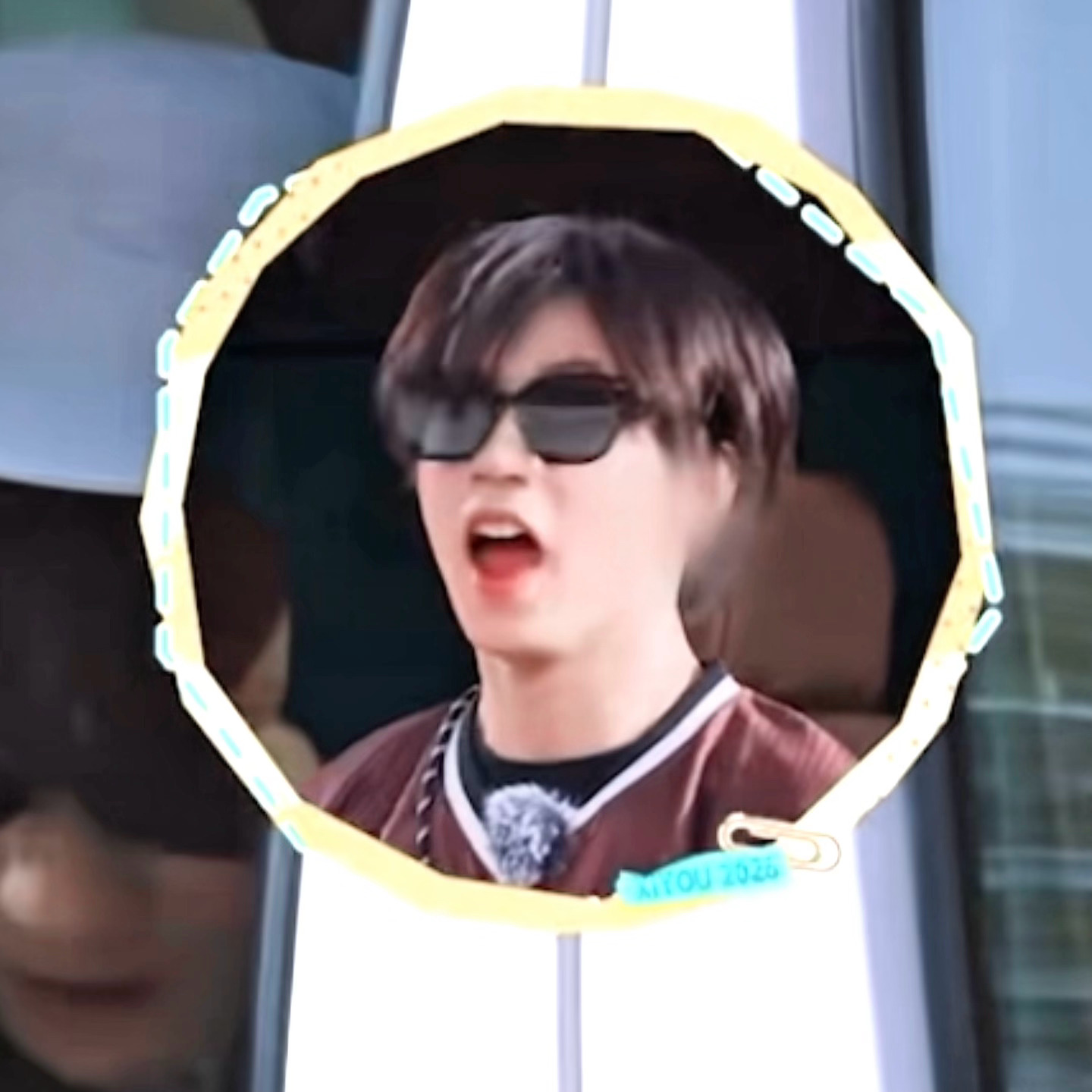 这小玩意太会捧场太会给情绪价值了