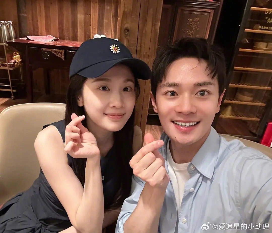 高难度认人题，能认出这位女星是谁吗？ 