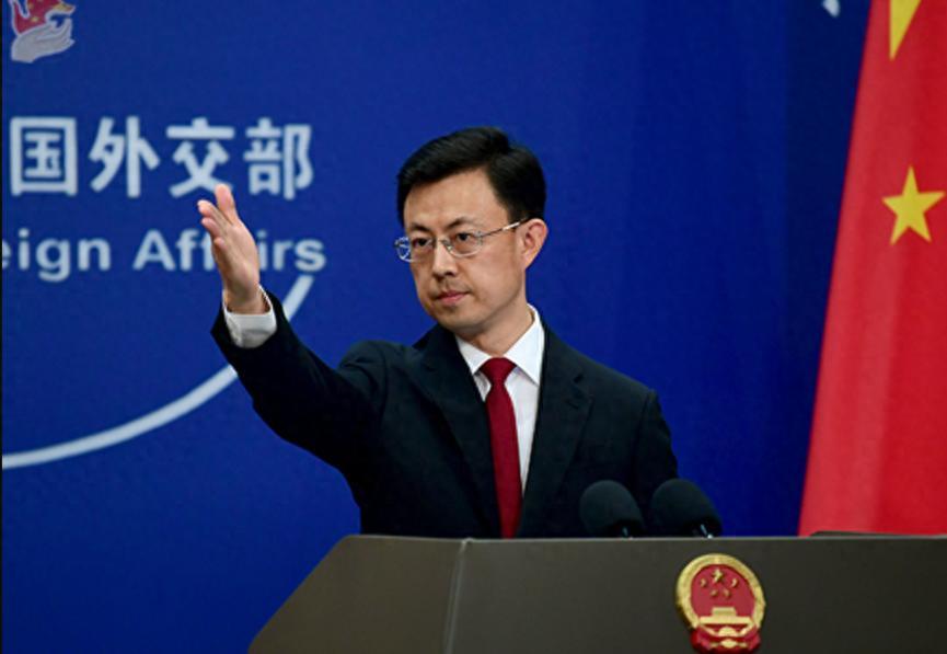 送走特朗普这尊大神，高市早苗发出请求，希望和中方在韩国见一面
 
就在特朗普离日