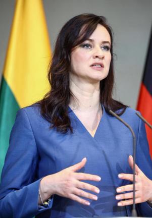 中国外交部发布声明，2月6日，针对3日立陶宛公开承认错误，外交部发言人林剑例行记