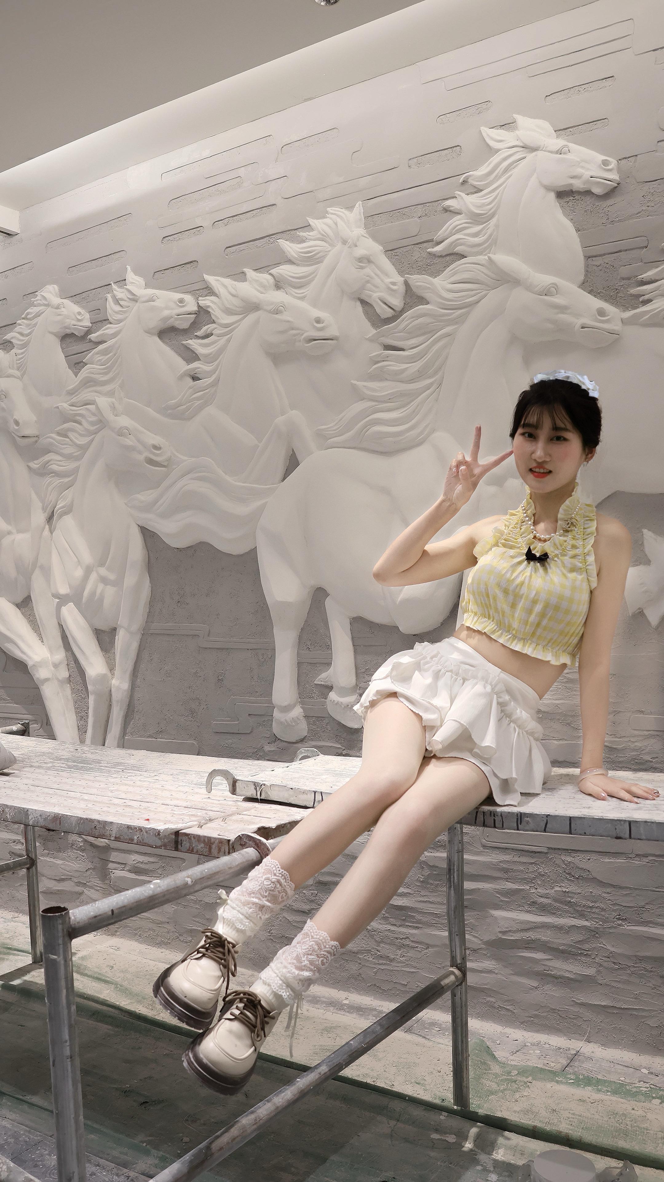 我在广东制作各种类型的立体浮雕壁画，平面墙绘壁画第五年了，“三年入行...