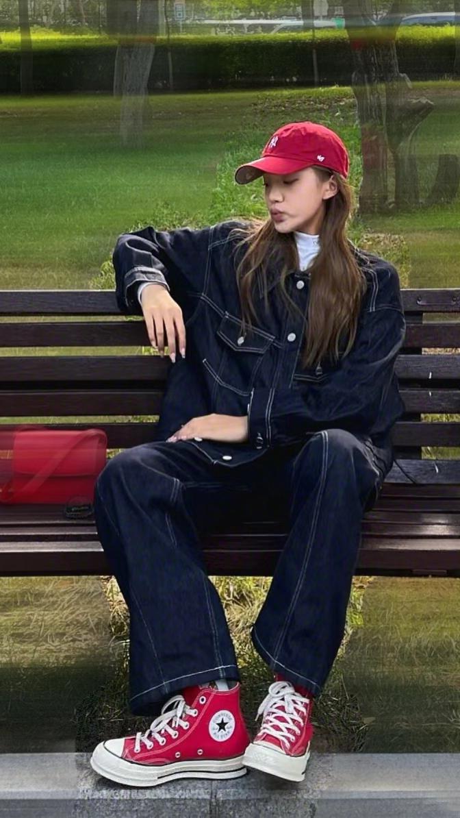 如何通过穿搭摆脱路人感。