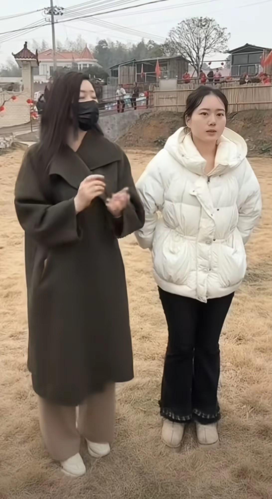 湖南灿灿的杀猪宴又取消啦！这活动从举办，到停办，再到重启，如今又取消，几经反复，